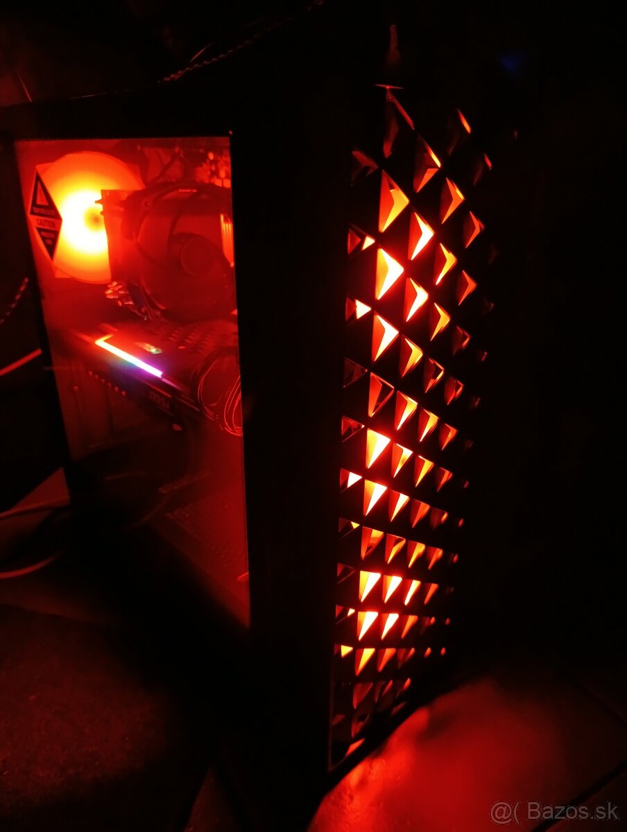 ...REZERVOVANĚ....🎄🎁 Herný PC Intel Core i5-9600K🎁🎄 - 5