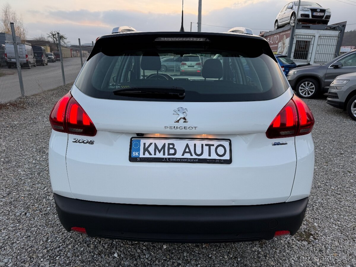 Peugeot 2008 1.2 PureTech Allure A/T - 5