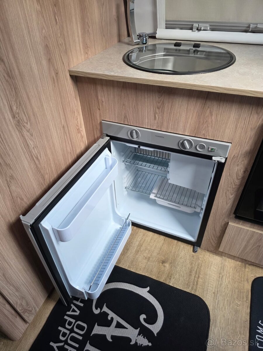 Zateplený Karavan Niewiadow do 750kg-znížená cena - 5