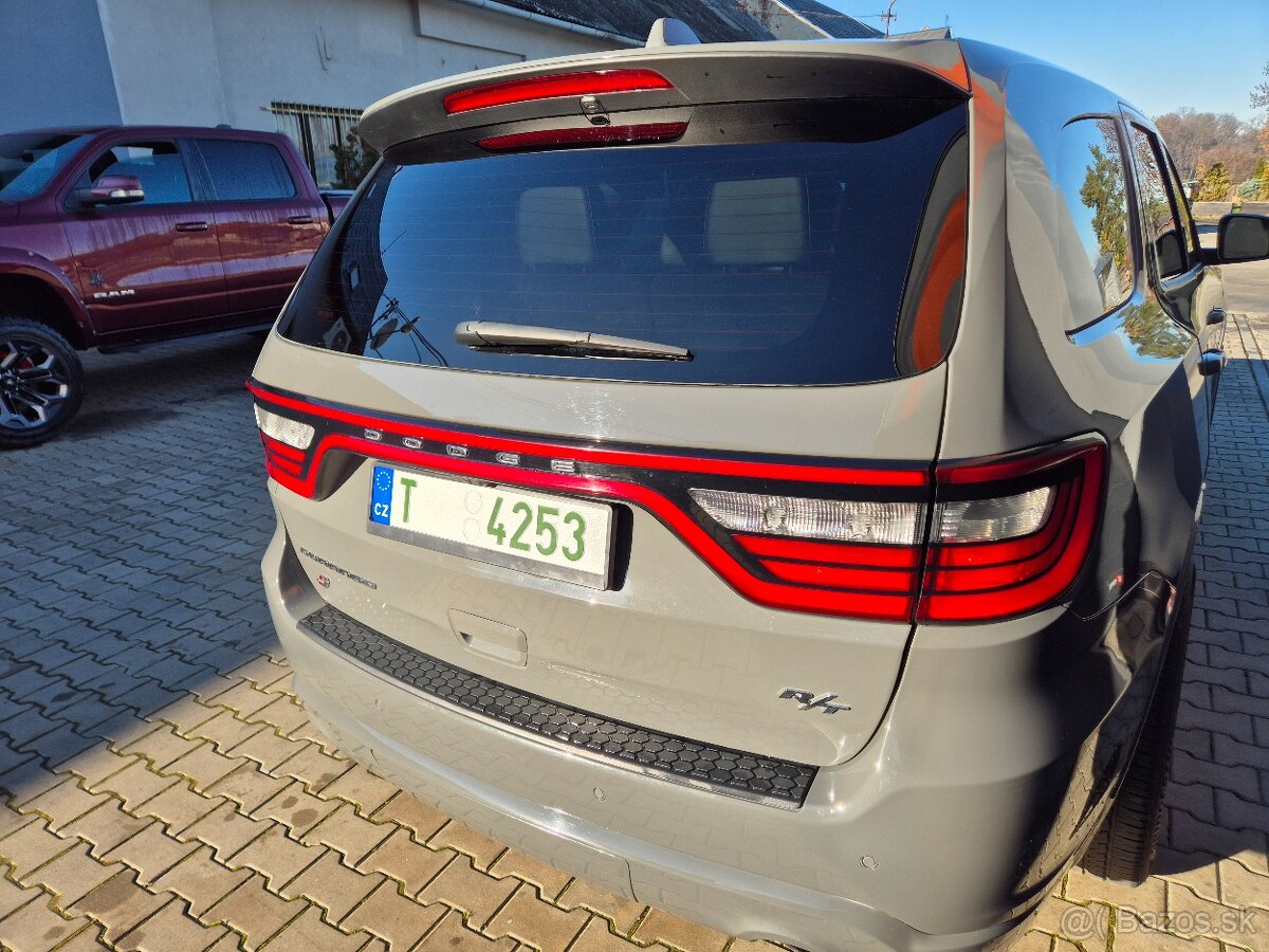 DODGE DURANGO 5,7 HEMI R/T 2022 21 000 km - 5
