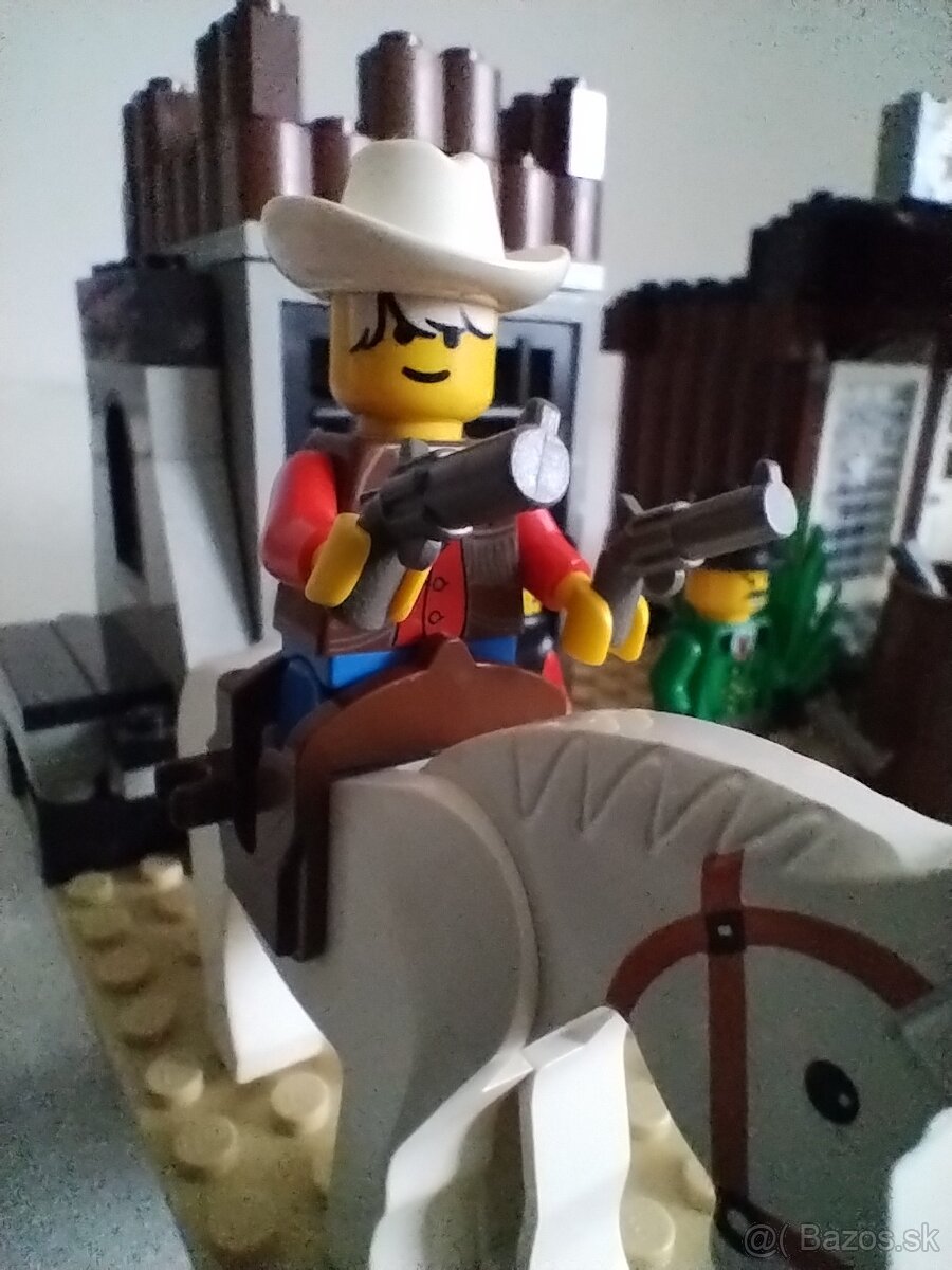 LEGO Western 6755 Sheriff's Lock-Up - 5