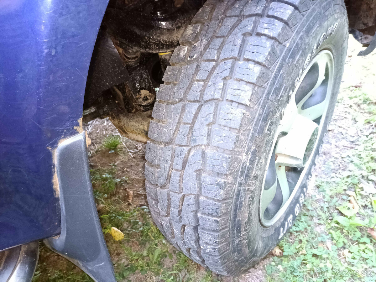 Mazda B2500 4W 2,5 D - 5