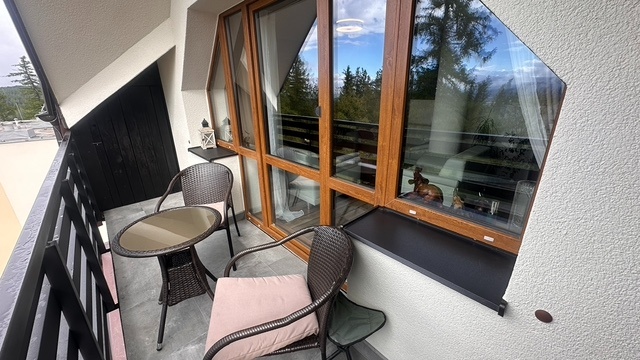 Predám 4izbový byt, Vysoké Tatry, 2 balkóny - 5