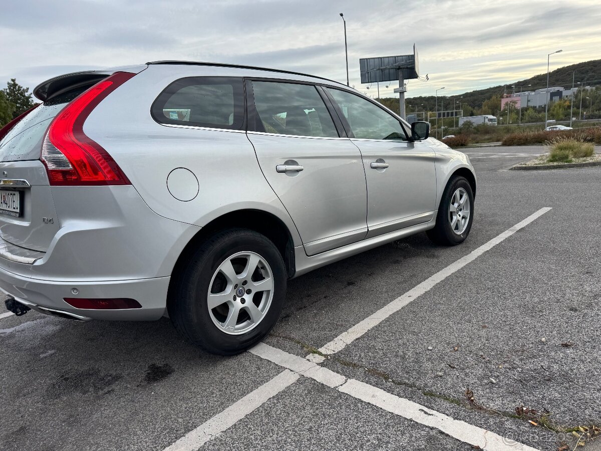 Volvo XC 60 rok výroby 2015 - 5