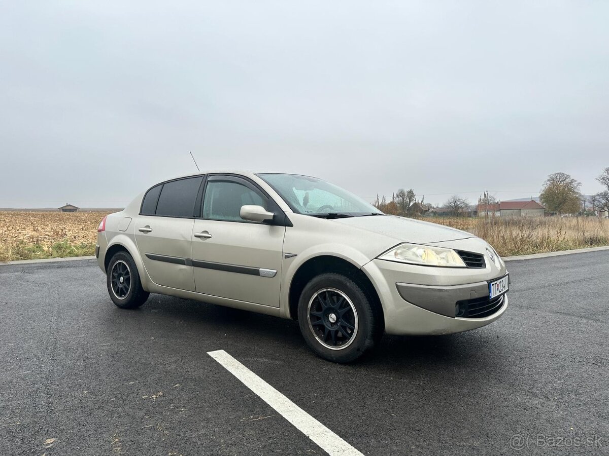 Renault megane ll 1.6 K4M sedan - 5