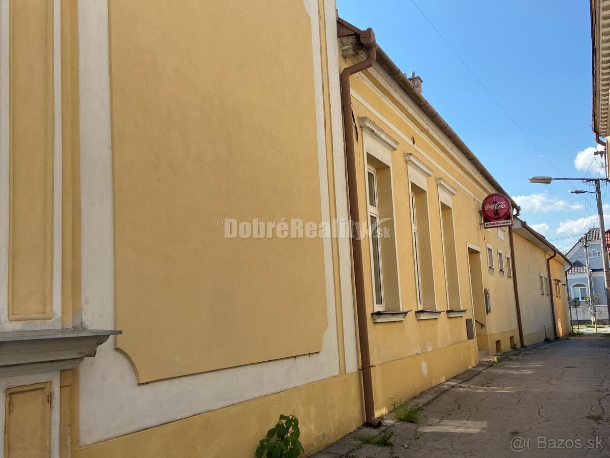 Na predaj veľká, lukratívna komerčná budova v centre Rimavsk - 5