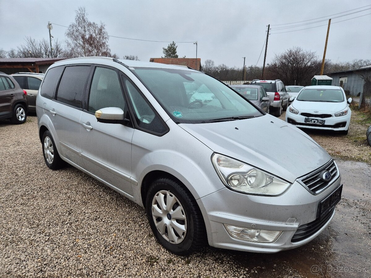 Ford galaxy - 5