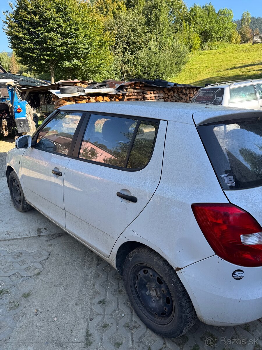 Škoda fabia - 5