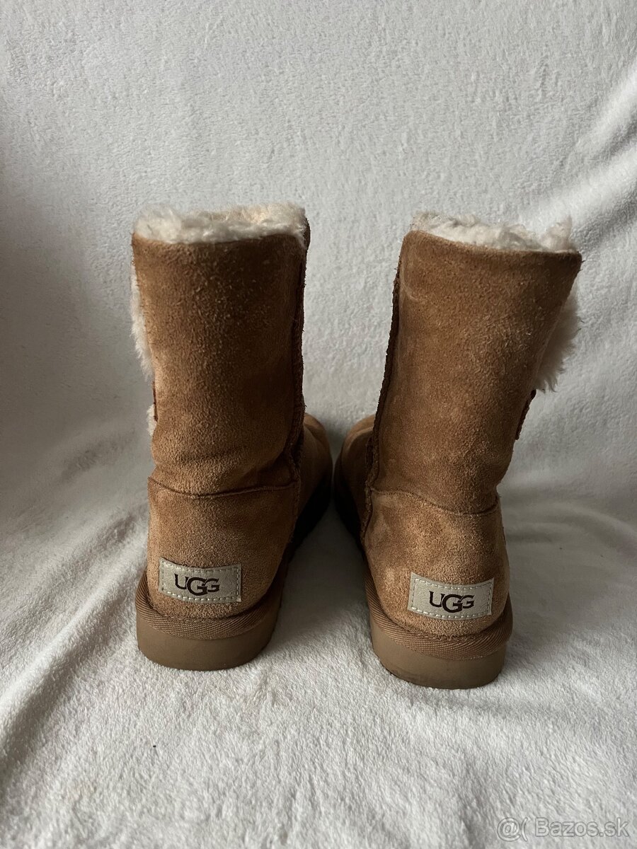 Damske Ugg Azalea. Velkost 36. - 5