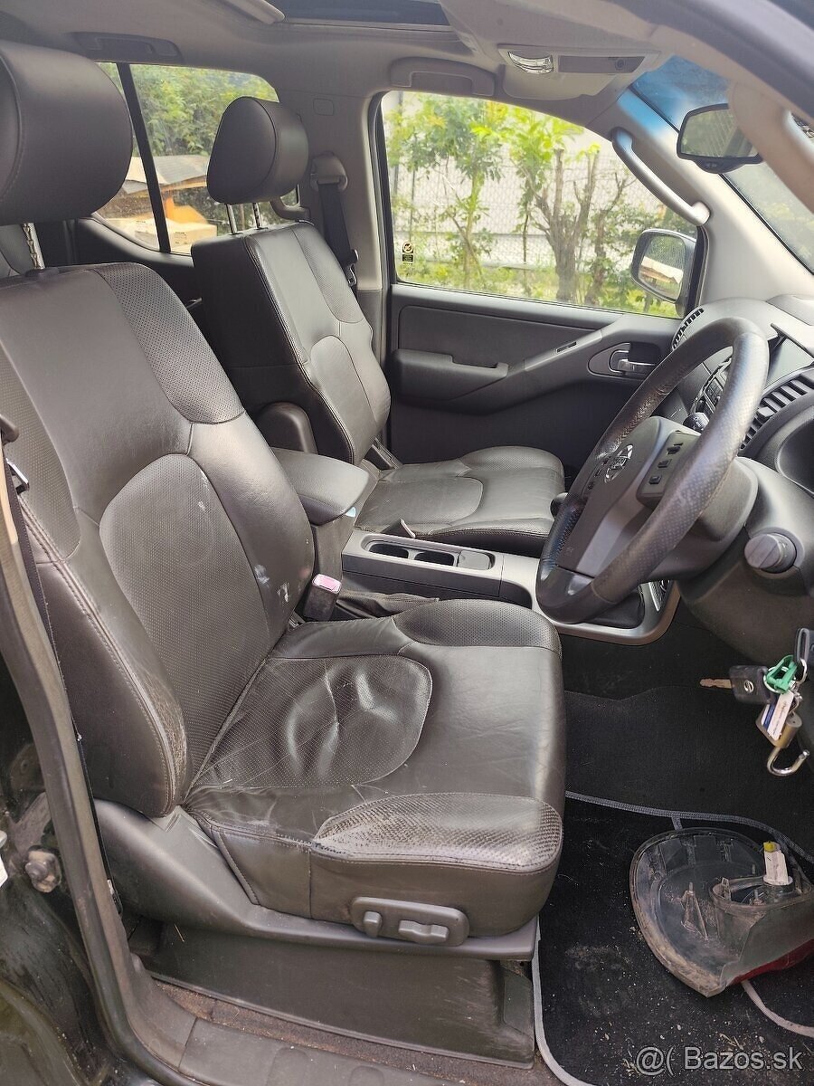 Diely nissan navara d40 - 5