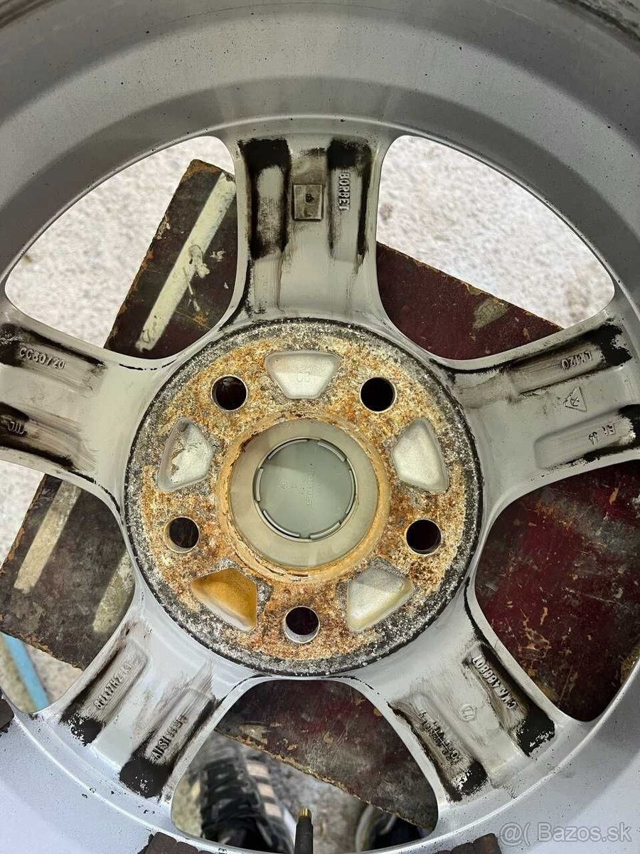 BMW Borbet cc80720 8x17 5x120 ET34 - 5