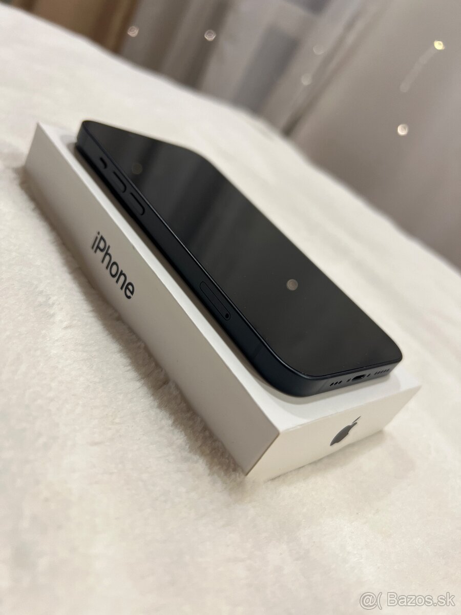 Apple iPhone 13 128GB - 5