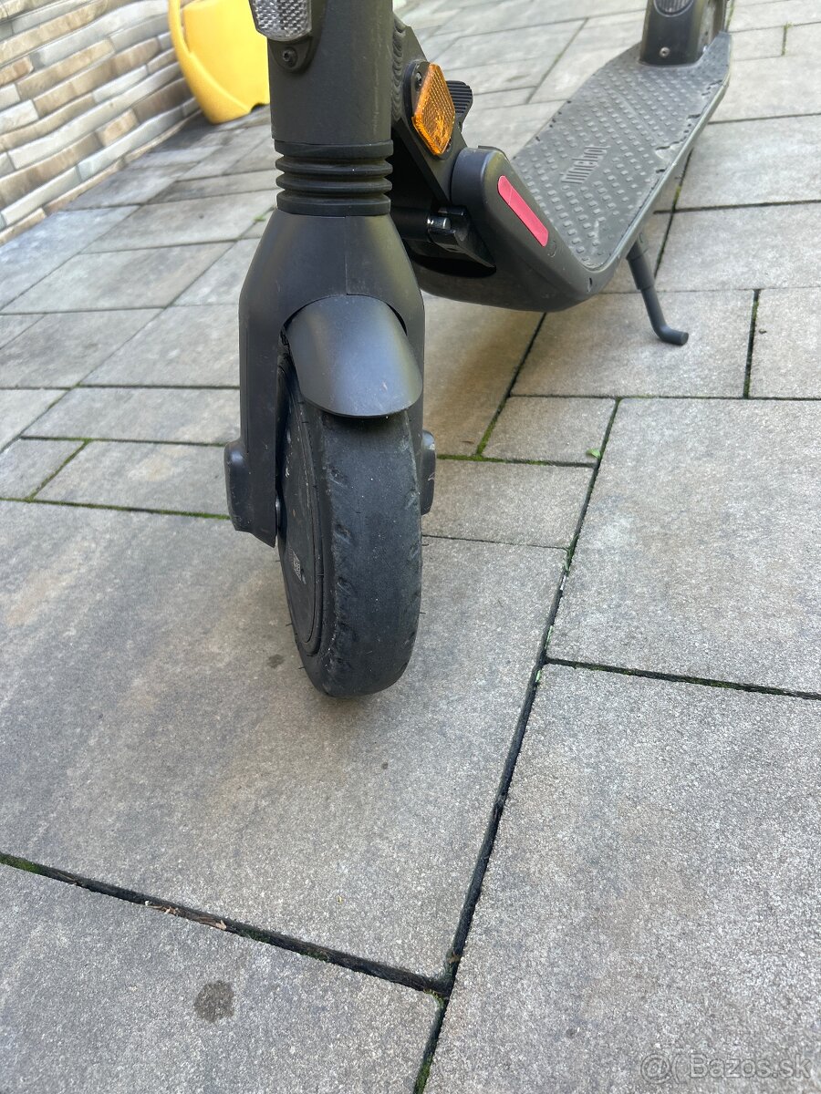 Ninebot E25 - 5
