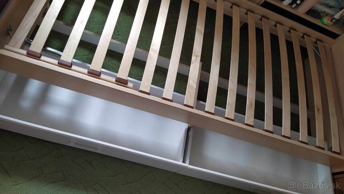 Detska postel s roštom a 1 skrinkou - 5