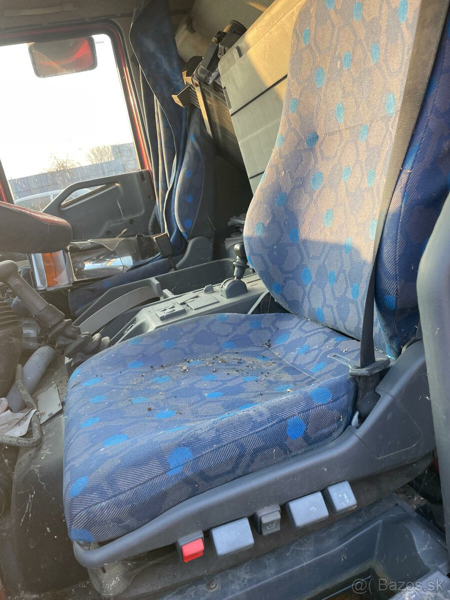 IVECO Eurocargo 75E17 kabína - 5