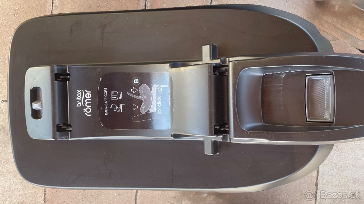 BRITAX RÖMER Baby-Safe Core i-Size + Baby-Safe Core Base - 5