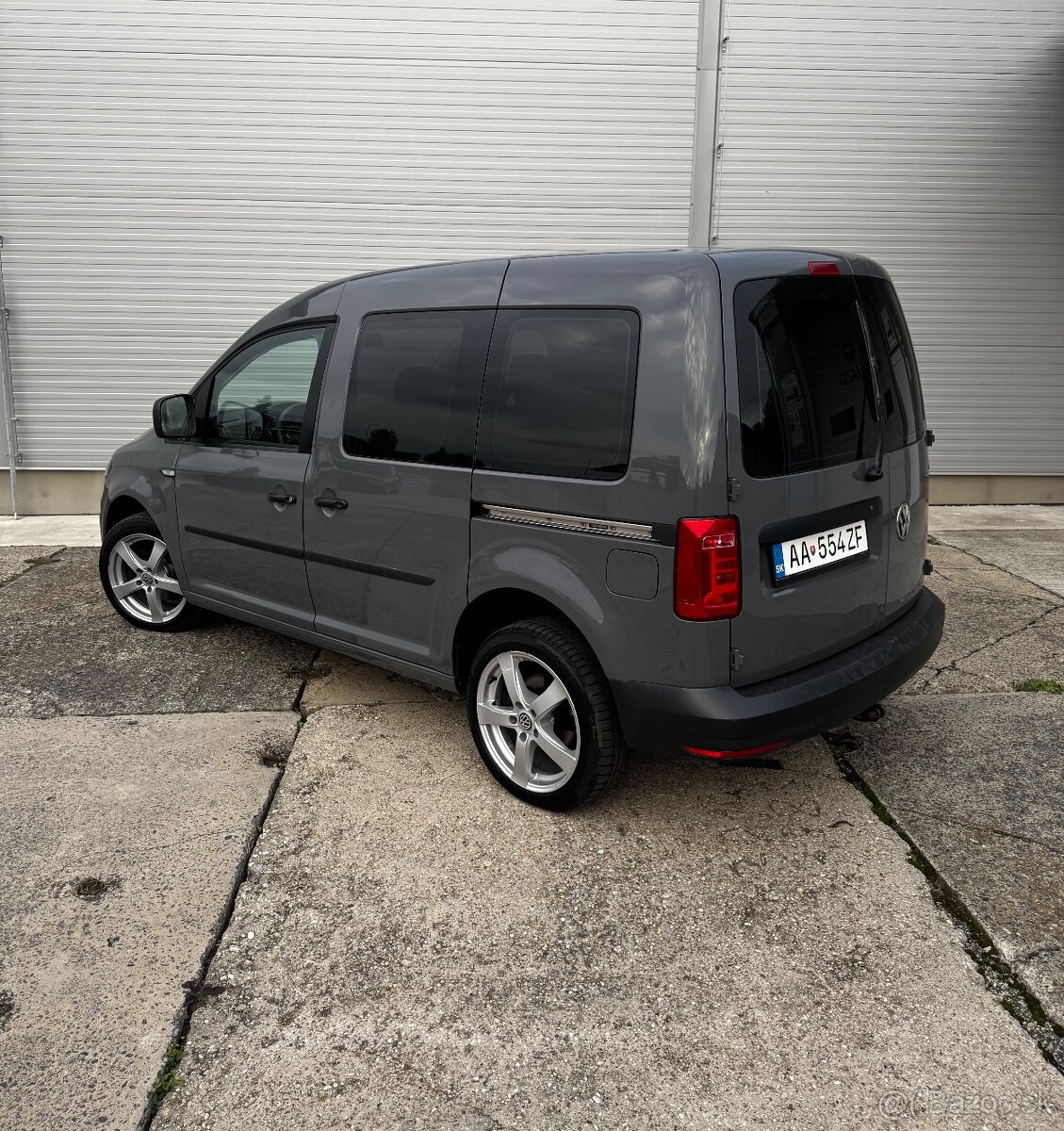 Volkswagen Caddy Trendline 2.0 TDi - Odpočet DPH - 5