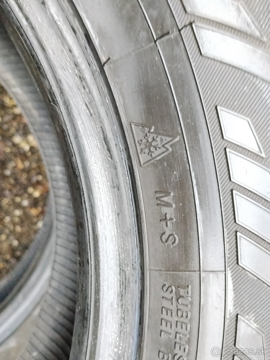 Zimne dodavkové zatazove YOKOHAMA 215/70 R15C, 2ks - 5