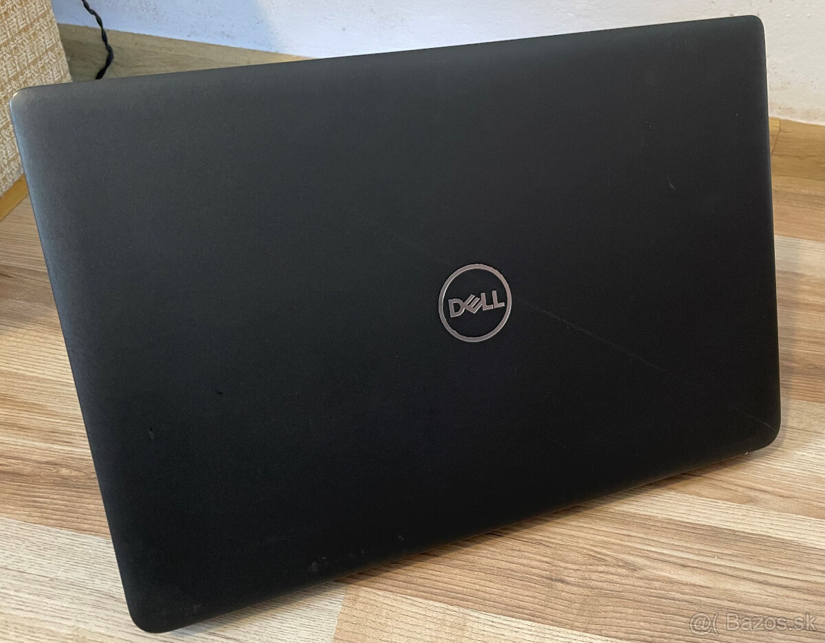 Dell Latitude 3500 - 15.6", Windows 11 - 5