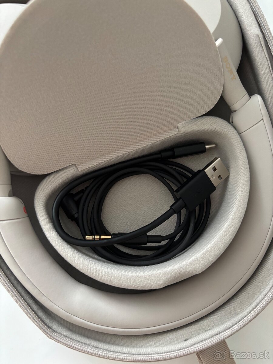 Slúchadlá Sony WH-1000XM5, strieborné - 5