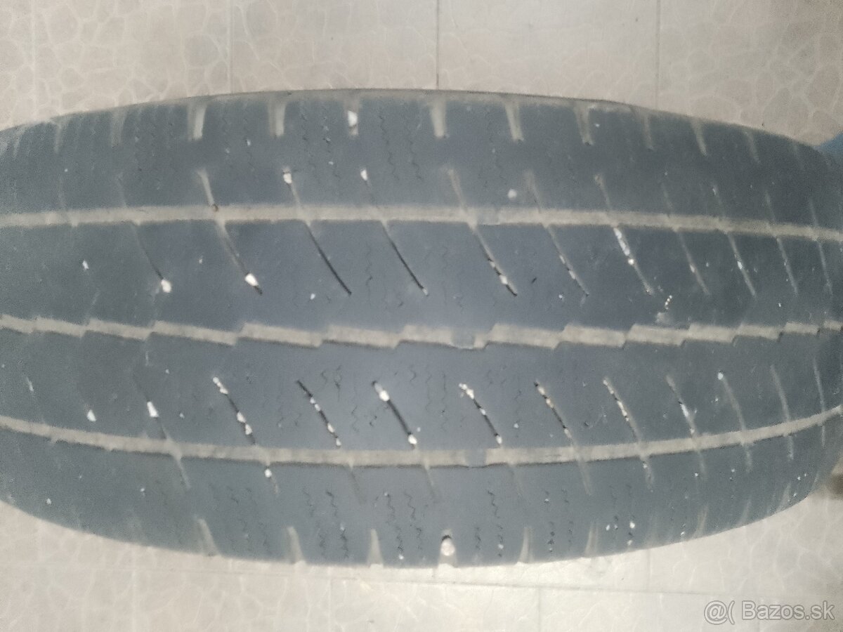 zimne gumy s diskami,215-70-R15C - 5