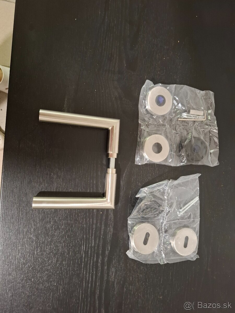 Kľučky a rôzne typy dverového príslušenstva - 5