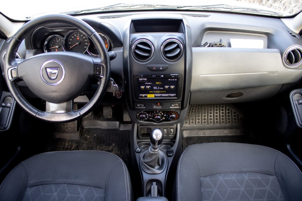 Dacia Duster Úplne nová STK , EK . - 5