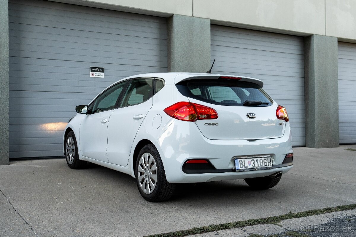 Kia Ceed 1.6 CRDi 94kw M6, SR vozidlo - 5