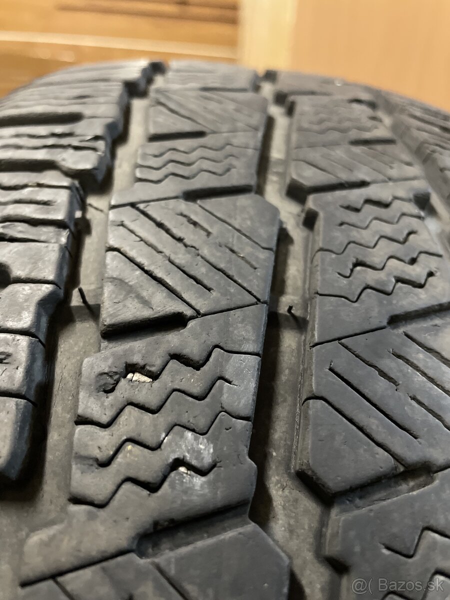 Michelin AGILIS Alpin 235/65 R16C - 5