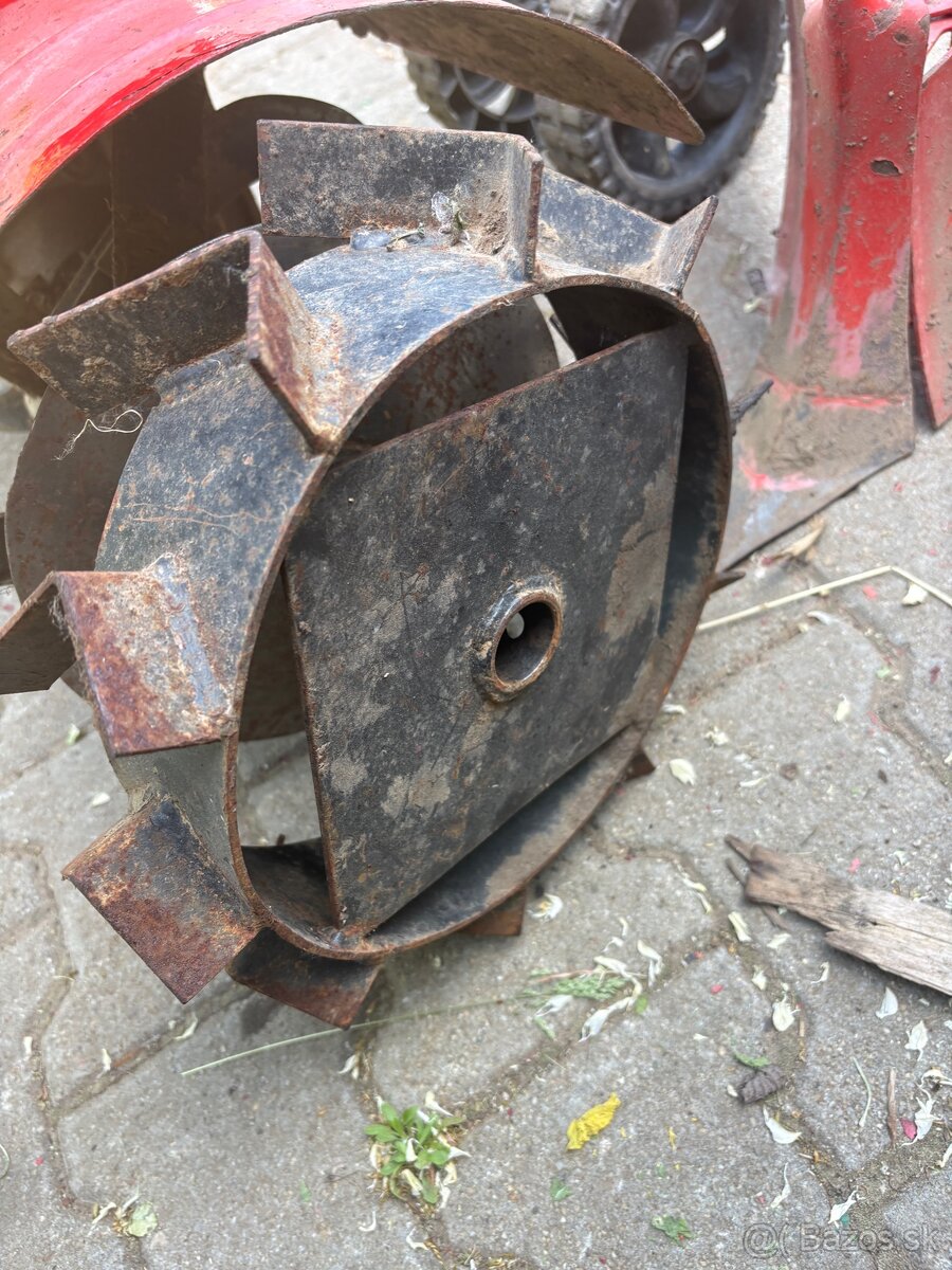 Predam rotavator s 5hp motorom Briggs&stratton - 5