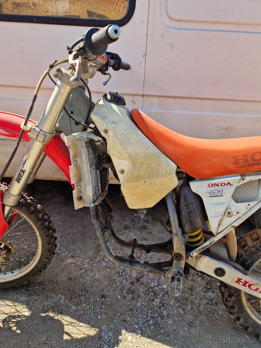 CR 250