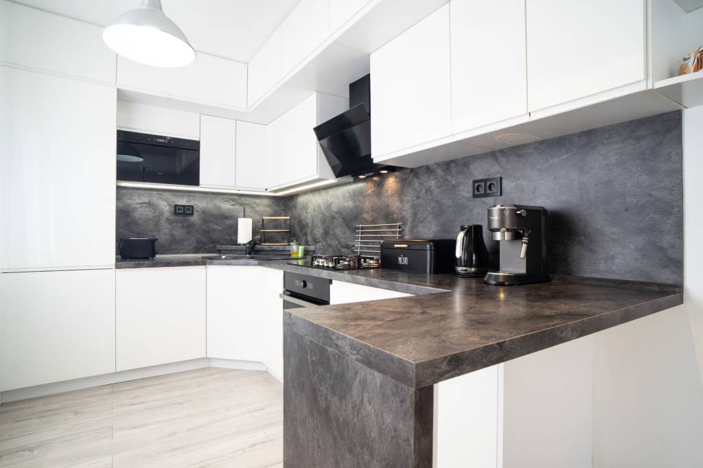 3-izbový byt na predaj v tehlovej bytovke, Kustrova ul., KE - 5