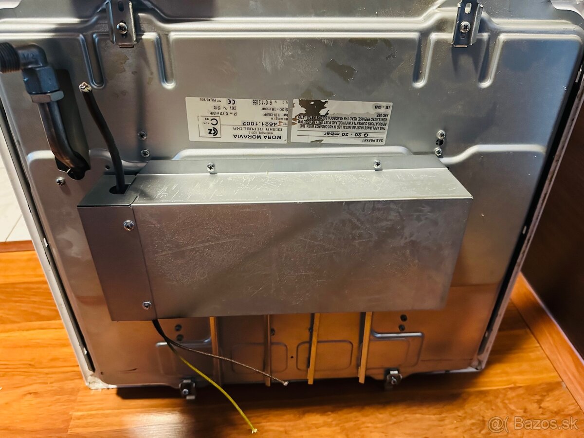 Elektrická rúra a plynová varná doska_Mora - 5