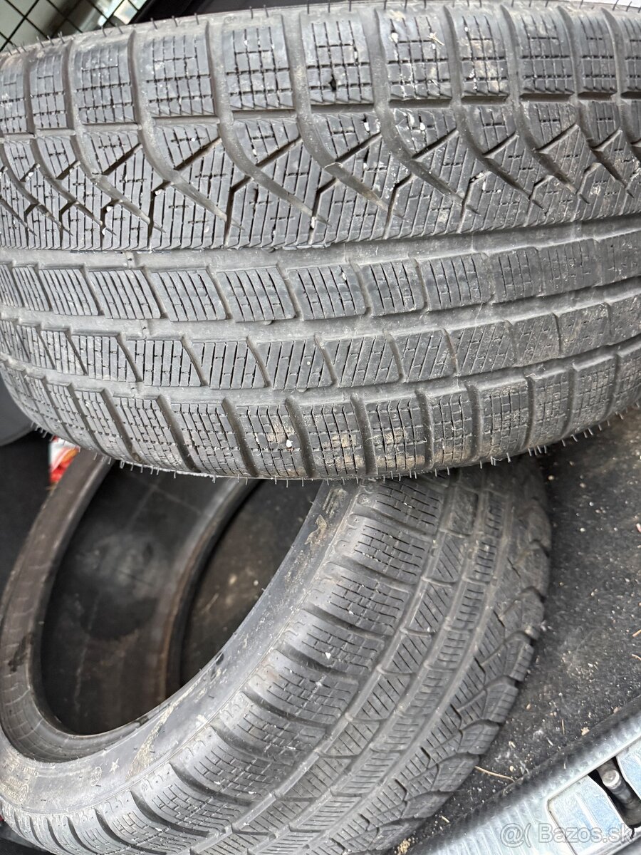 Pirelli P Zero R19 275/35 zimne - 5