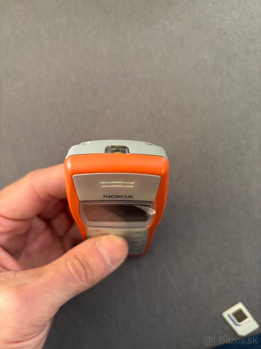 Nokia 1100 - 5