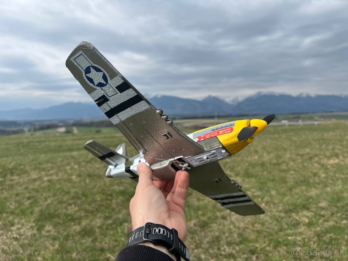 Predam rc lietadlo p51 400mm - 5
