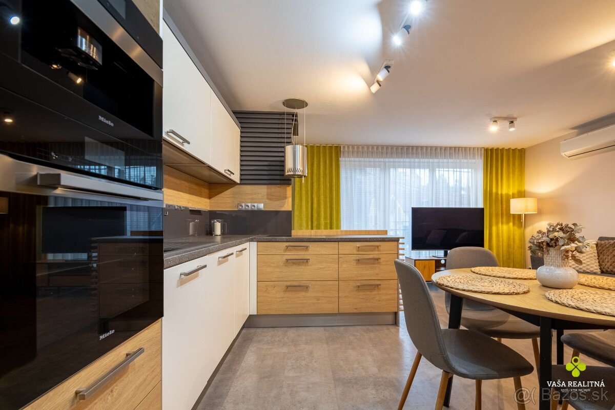 Dvojpodlažný Apartmán s garážou pod Bojnickým zámkom - 5