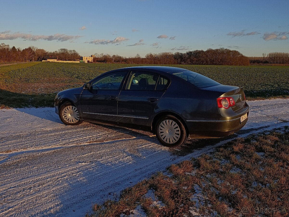 VW PASSAT 1.9TDI BLUEMOTION - 5