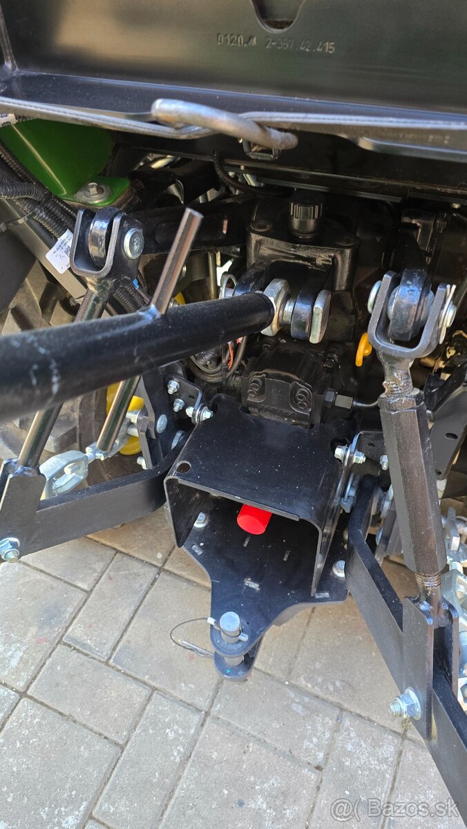 Traktor john deere 1026 - 5