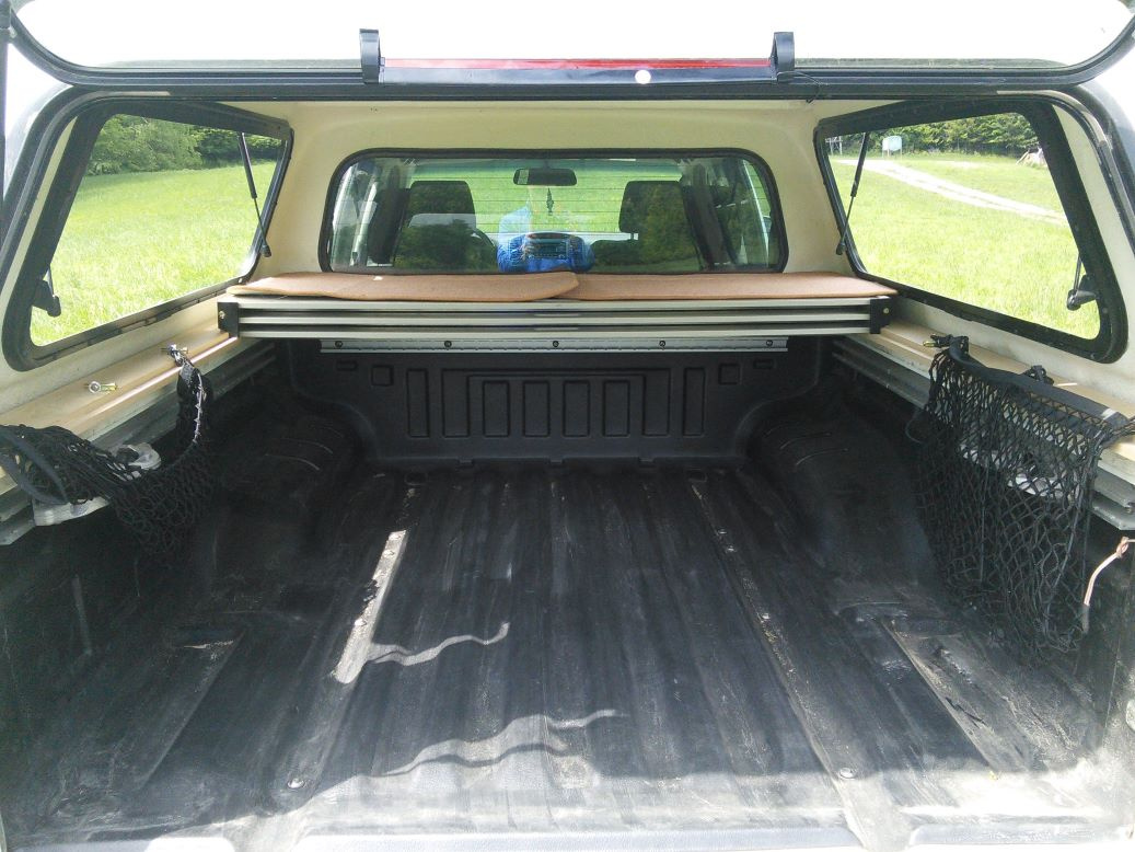 Nissan Navara DoubleCab 2.5 dCi LE Long, kúpené v SK, úplná