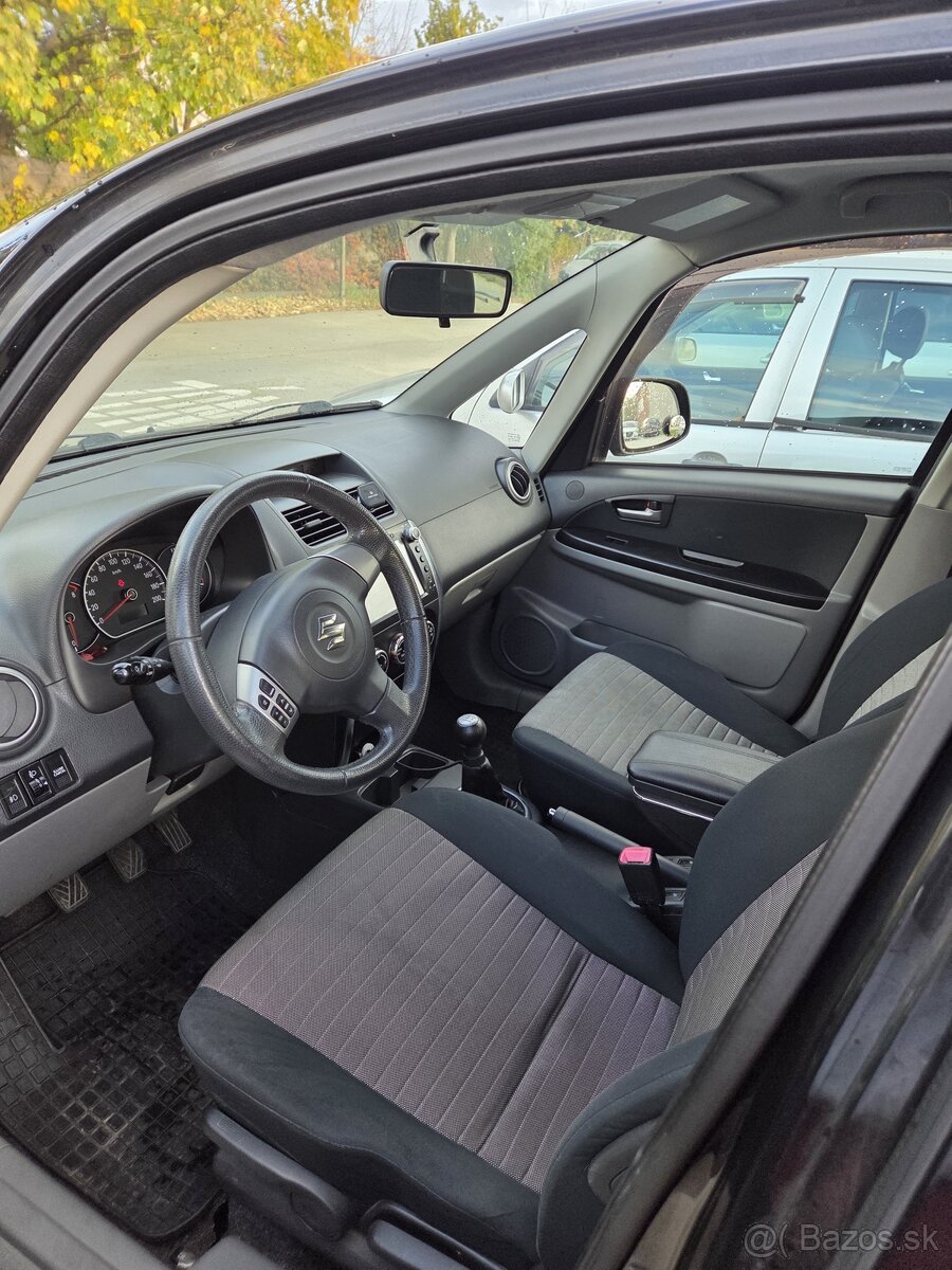 Predám – Suzuki SX4 1,6 (79 kW) r. 2009 - 5