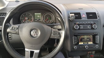 Volkswagen Touran - 5