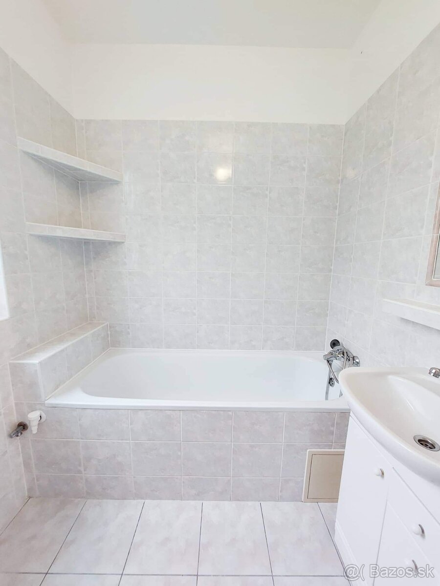 Prenájom 3-izbového bytu v Kežmarku – voľný od januára 2026 - 5