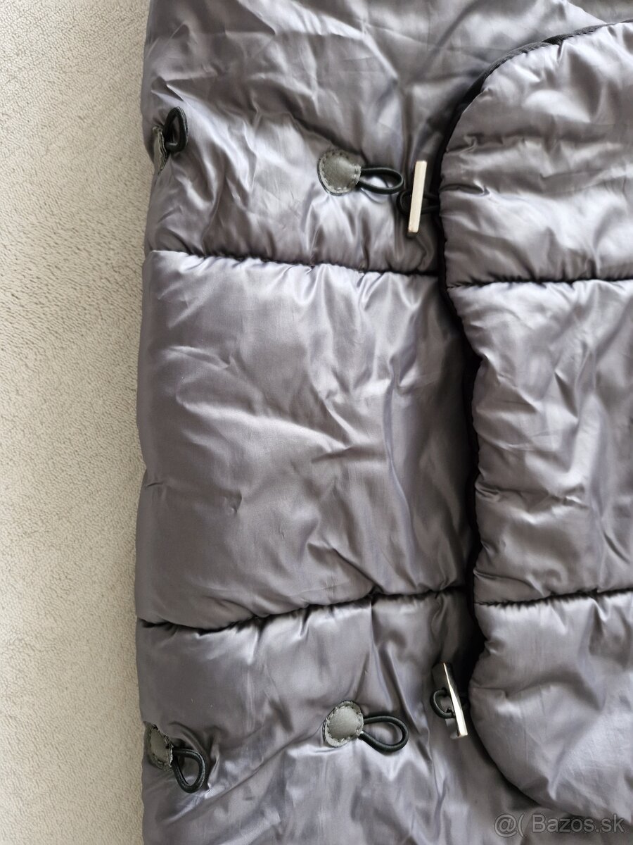 Fusak+rukávniky+deka=12€ - 5