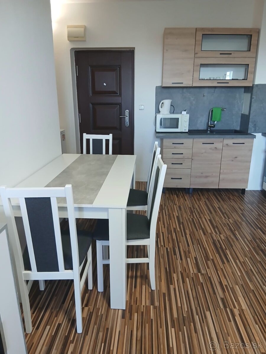 prenájom bytu Bratislava - 5