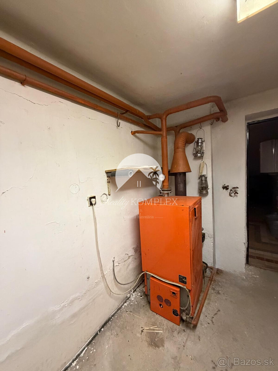 Reality KOMPLEX s.r.o. vám ponúka na predaj priestranný tehl - 5