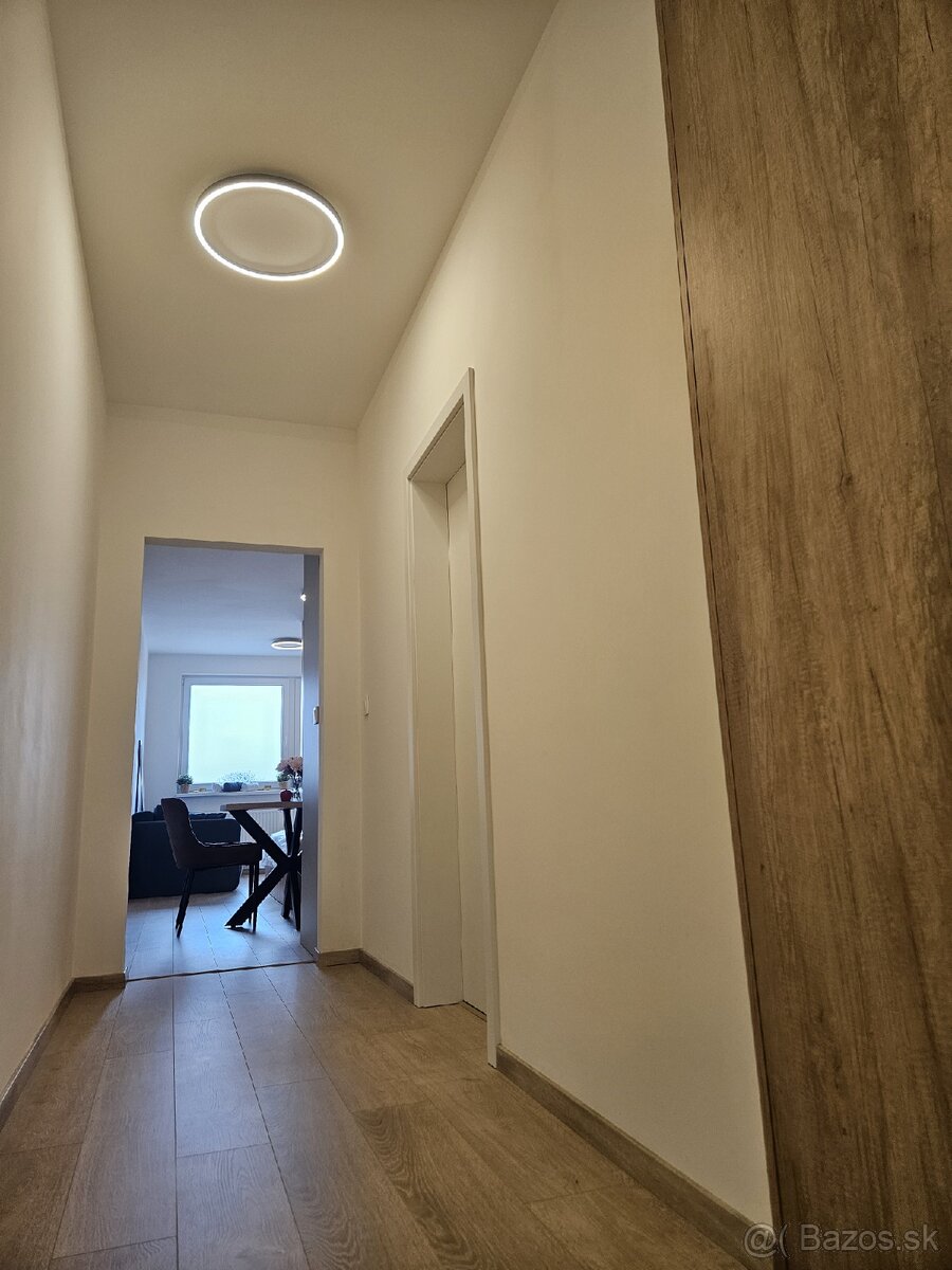 Prenájom 1- izbový byt . - 5