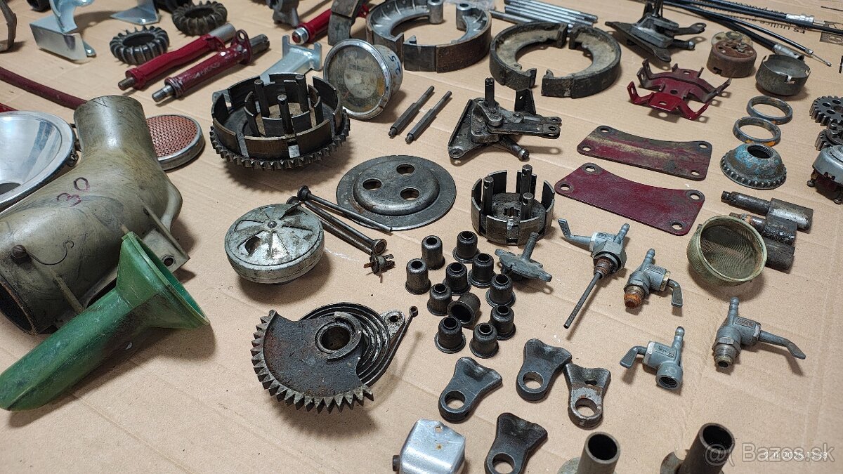 Predám diely na Jawa ČZ - 5