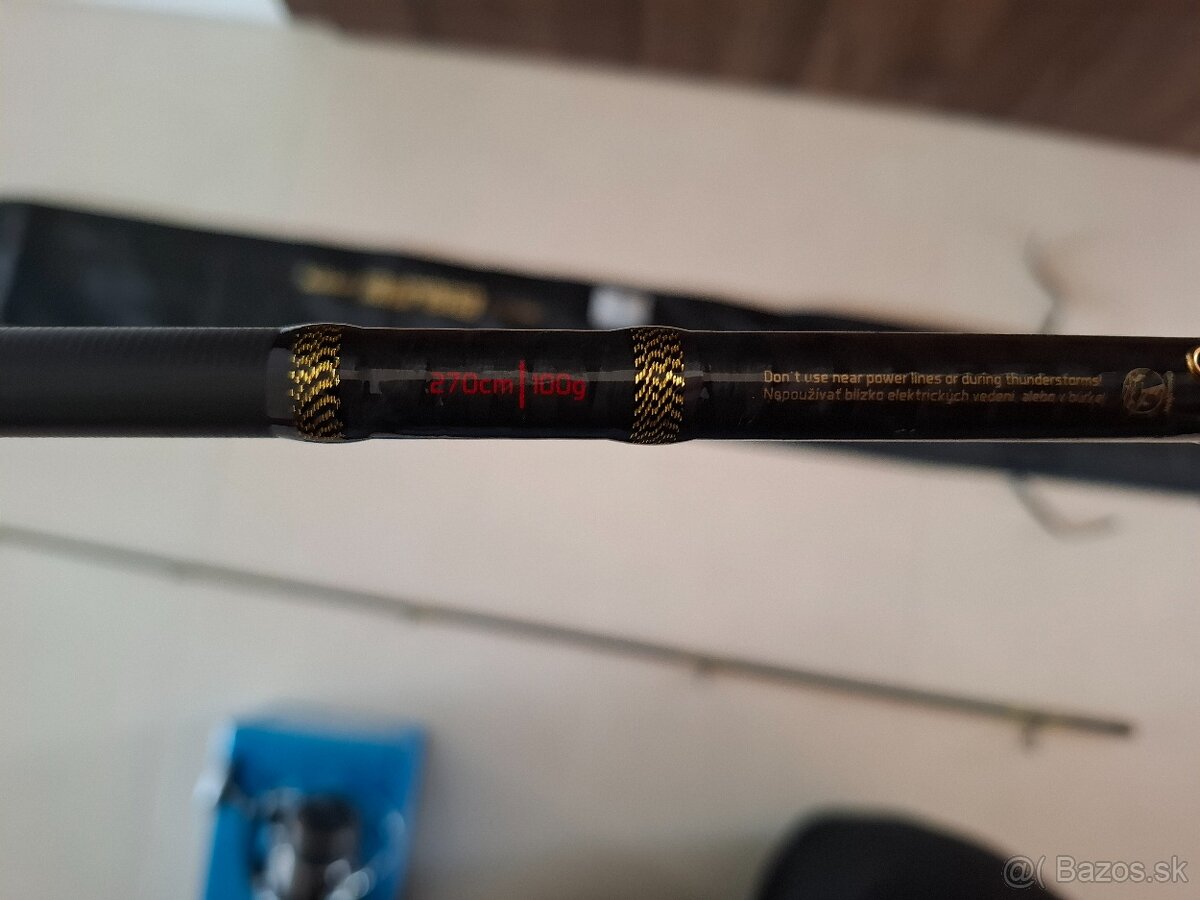 Prívlačové prúty + navijaky + taška - 5