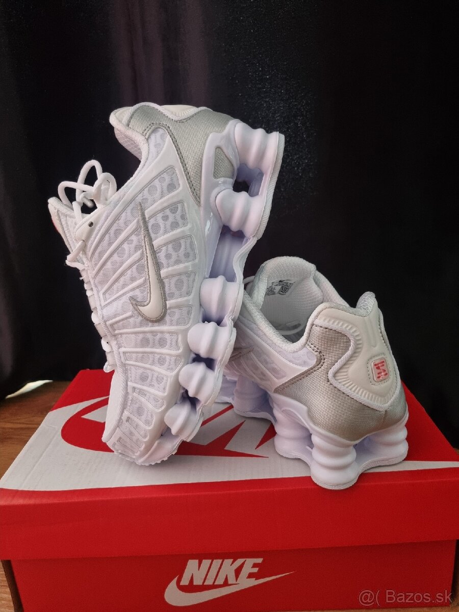 Nike Shox - 5